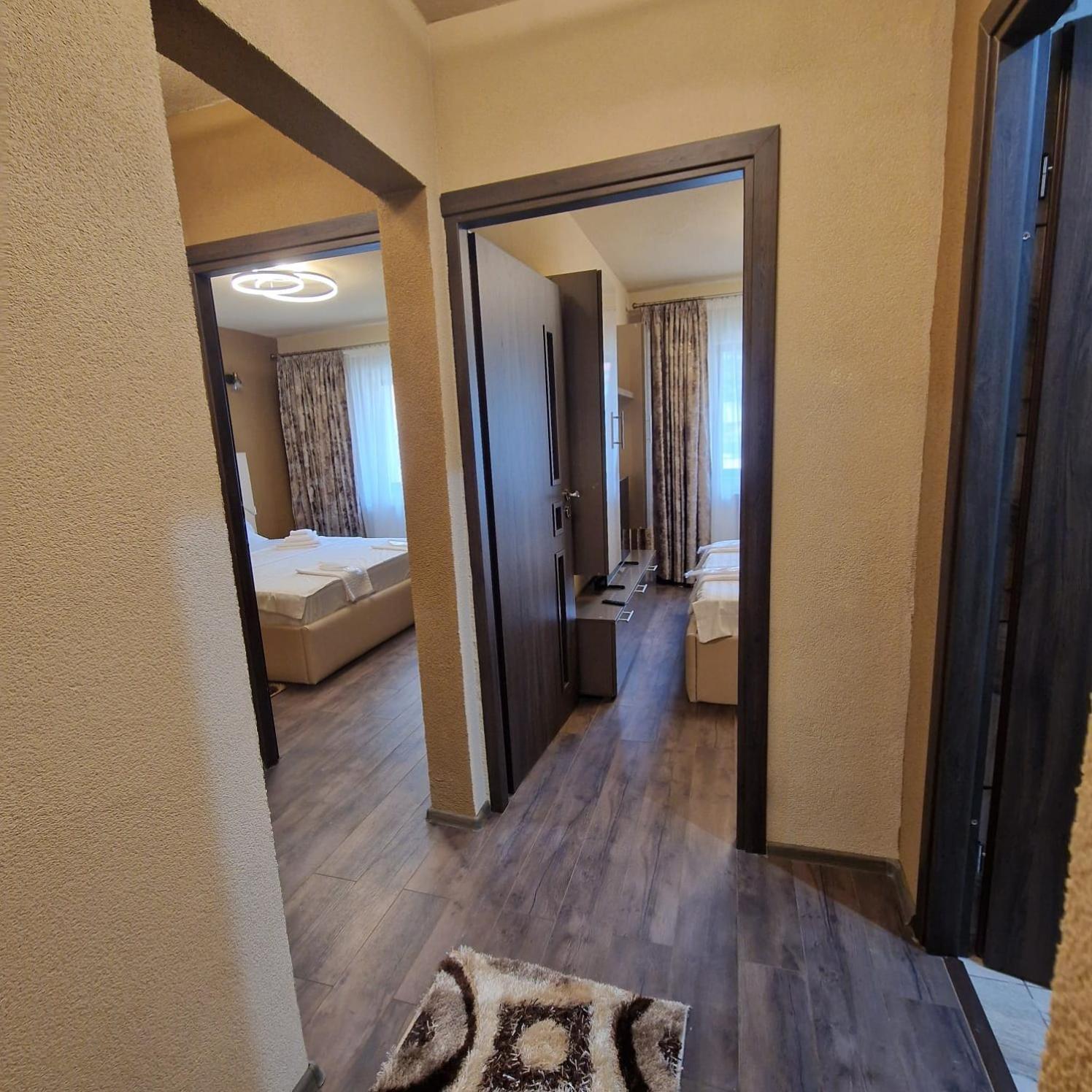 Apartament Iulius 4 쿠티에데아게스 외부 사진