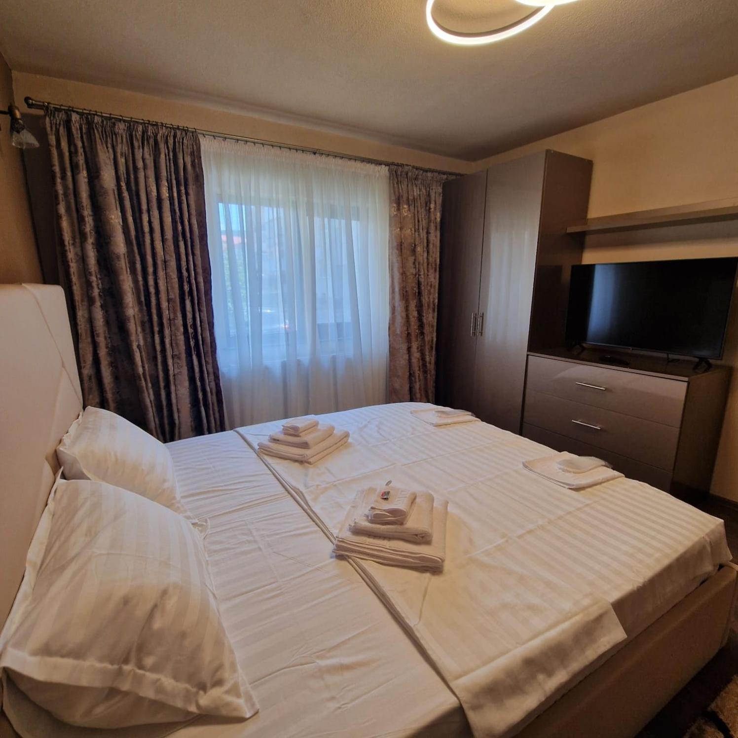Apartament Iulius 4 쿠티에데아게스 외부 사진